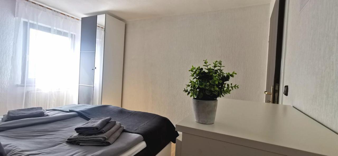 Auszeit Rhein-Mosel Apartamento Waldesch Exterior foto